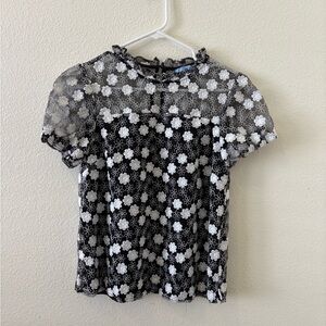 CeCe Monochrome Floral Lace Blouse